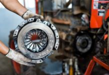Powodów awarii sprzęgła nie zawsze należy szukać w samym układzie. Przyczyny usterki nieraz mogą leżeć zupełnie gdzieś indziej