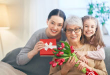 Trendy na Dzień Kobiet w 2020 roku. Jaki prezent wybrać? Trendy na Dzień Kobiet w 2020 roku. Jaki prezent wybrać?