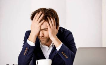 Depresja, jak z nią walczyć, co to jest, jakie ma objawy? życiowa trudność wywołana depresją