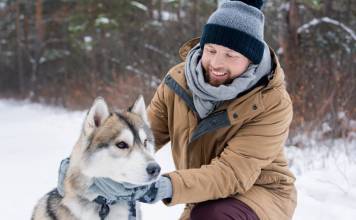 Kurtka zimowa – na co zwrócić uwagę? Męskie okrycie wierzchnie na zimę