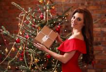 Prezent na święta — co kupić na wyjątkowy podarunek? Świąteczny podarunek