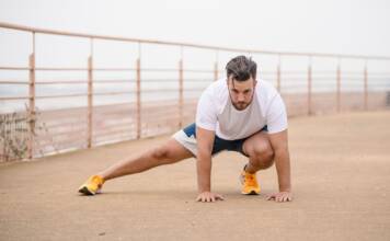 Ćwicząc skorzystaj z rad Znanego Trenera Trening ze znanym trenerem