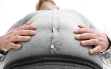 Jak naturalnie podnieść poziom testosteronu? Niedobory testosteronu i suplementacja adoptogenami